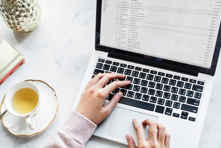 EmailPrev